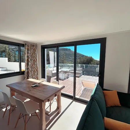 Eze - Appartement Dans Bas De Villa Avec Piscine Pres De Monaco Exterior photo