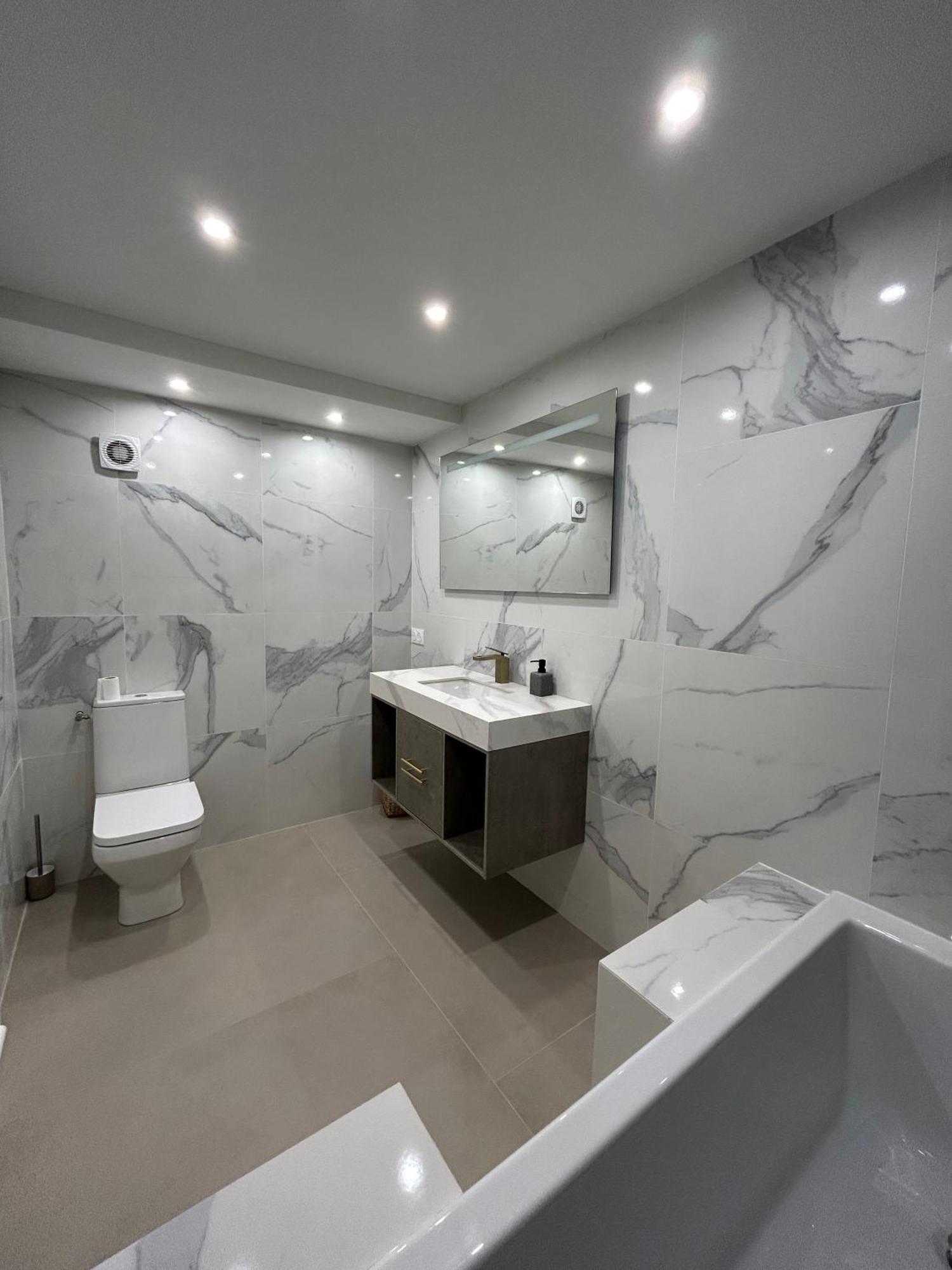 - Dans Bas De Avec Piscine Pres De Monaco Apartment Èze